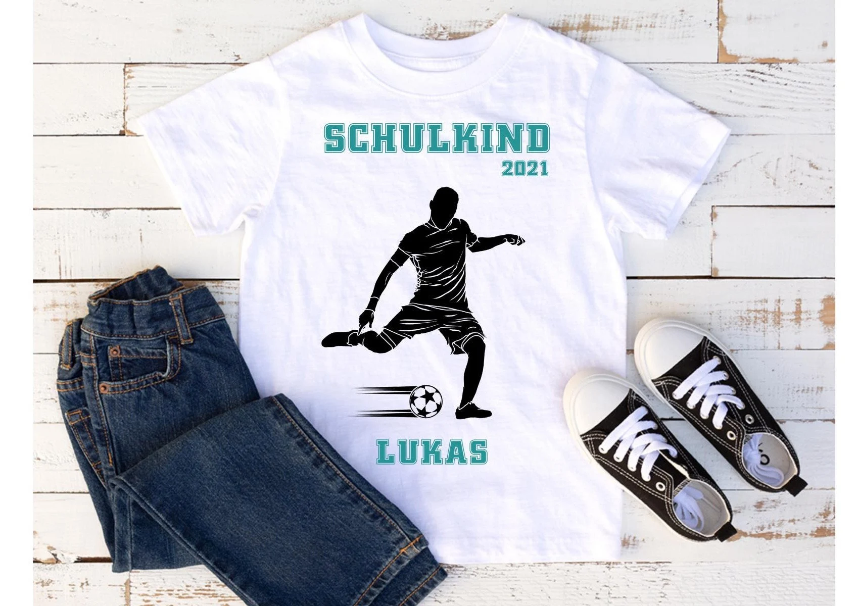 Fußballspieler T-Shirt zur Einschulung Ball mit Namen